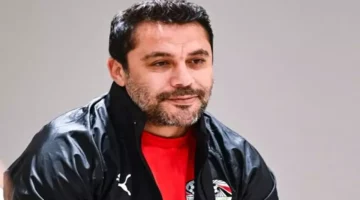 مدير منتخب مصر يوضح أسباب استبعاد أحمد عاطف من المعسكر الأخير